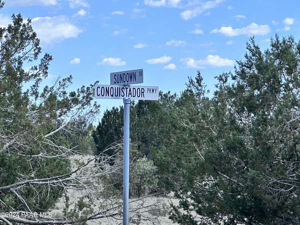 2 Acres of Residential Land for Sale in Seligman, Arizona