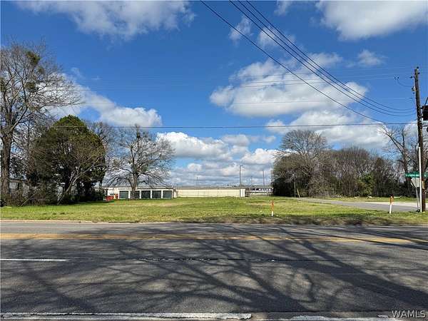 0.36 Acres of Commercial Land for Sale in Tuscaloosa, Alabama