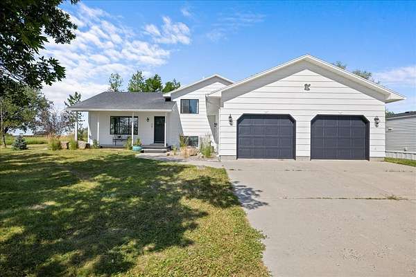 4.4 Acres of Land with Home for Sale in Billings, Montana