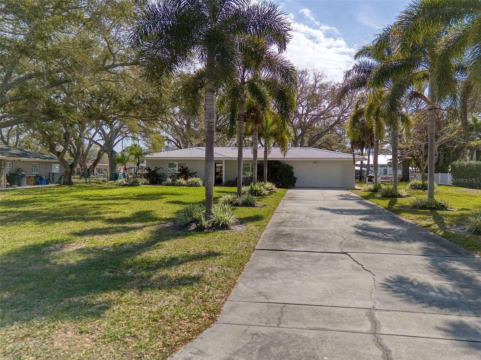 0.49 Acres of Residential Land for Sale in Dunedin, Florida