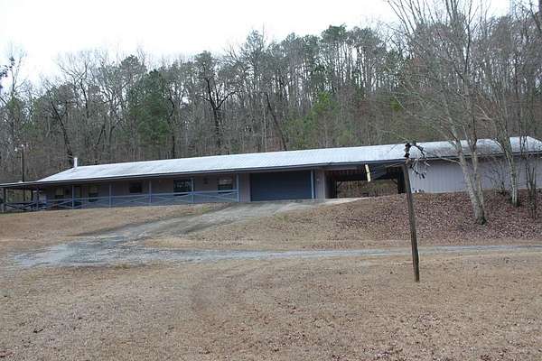 24.7 Acres of Recreational Land with Home for Sale in Woodbury, Georgia