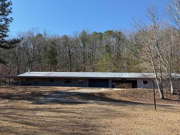 24.7 Acres of Recreational Land with Home for Sale in Woodbury, Georgia