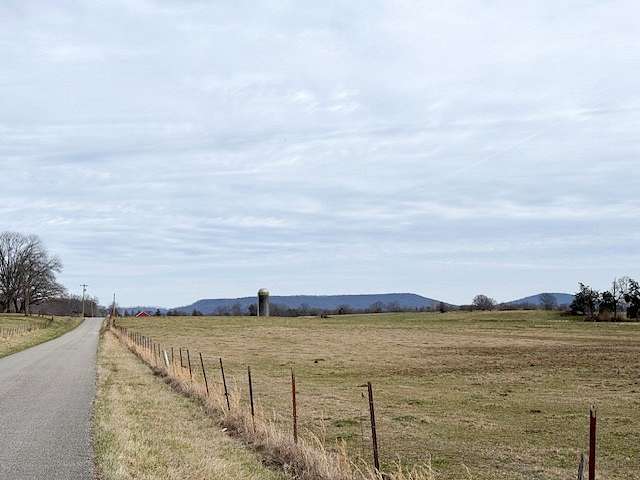 22.3 Acres of Land for Auction in Morrison, Tennessee