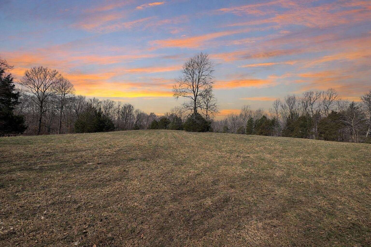 6.6 Acres of Residential Land for Sale in Cumberland Furnace, Tennessee