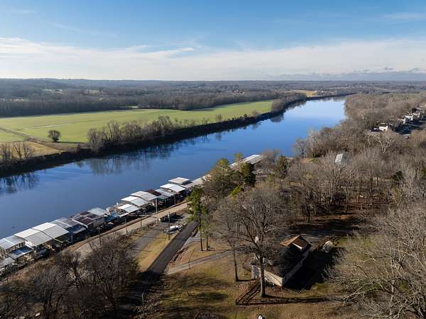 2.7 Acres of Land with Home for Sale in Clarksville, Tennessee