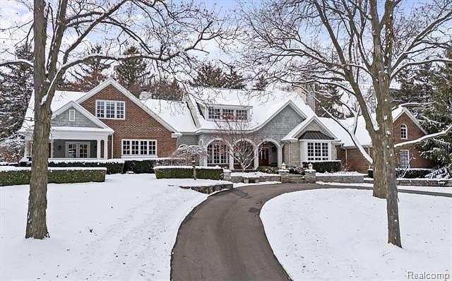 1.52 Acres of Land with Home for Sale in Bloomfield Hills, Michigan