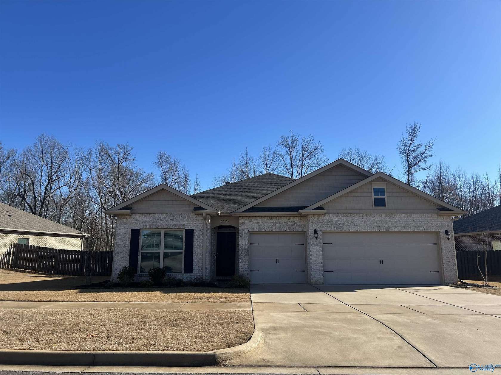 28 Acres of Land with Home for Lease in Huntsville, Alabama