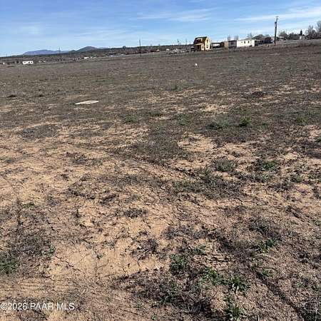 0.32 Acres of Residential Land for Sale in Paulden, Arizona