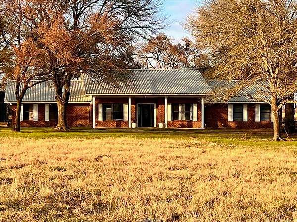 35.3 Acres of Land with Home for Sale in Jewett, Texas