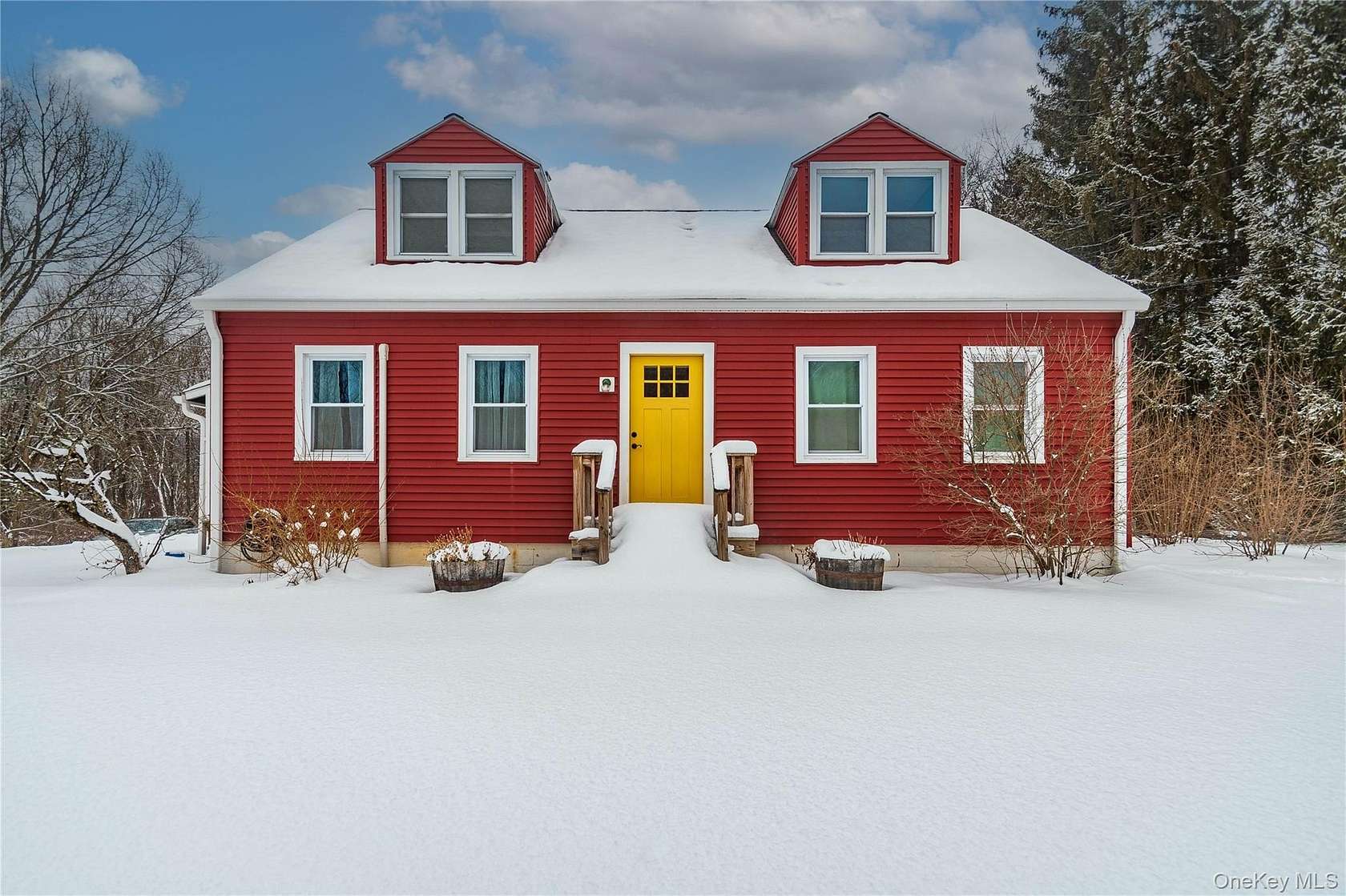 2.6 Acres of Land with Home for Sale in Ulster Park, New York