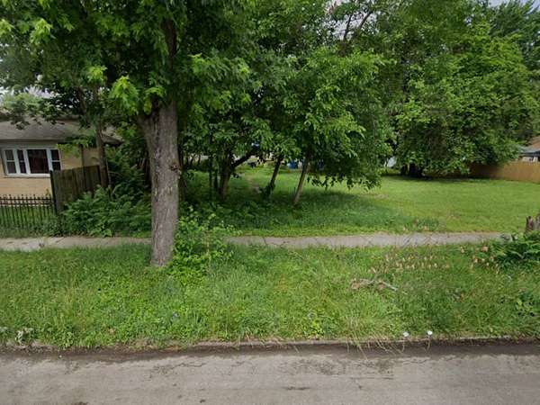 0.07 Acres of Residential Land for Sale in Chicago, Illinois