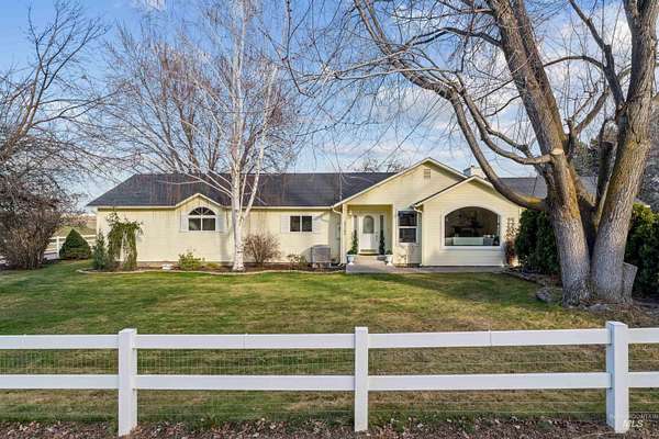 2.5 Acres of Land with Home for Sale in Middleton, Idaho