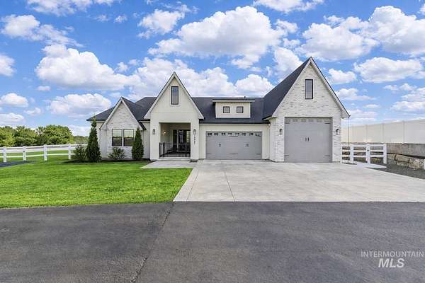 1.88 Acres of Land with Home for Sale in Caldwell, Idaho