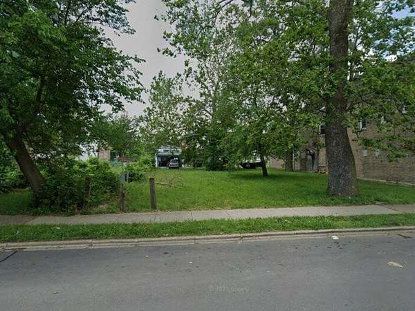 0.14 Acres of Residential Land for Sale in Chicago, Illinois