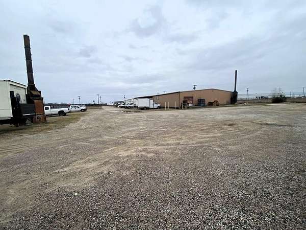 3.5 Acres of Commercial Land for Sale in Corsicana, Texas