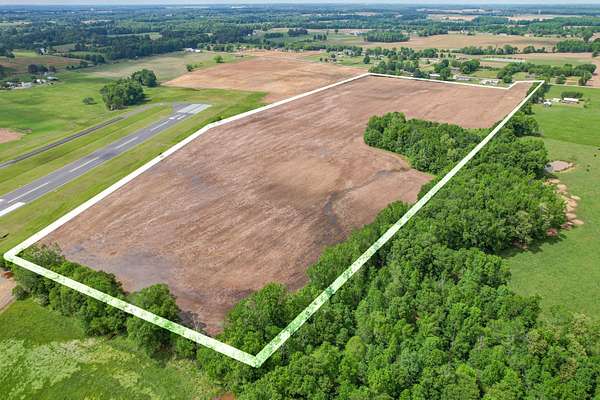44.2 Acres of Agricultural & Residential Land for Sale in Lawrenceburg, Tennessee