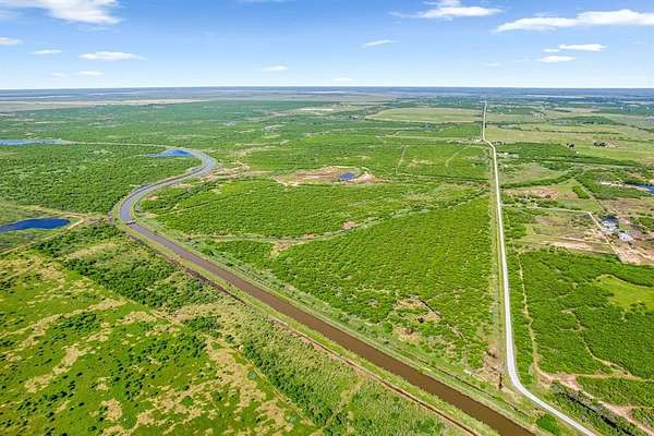 2,858 Acres of Land for Sale in Iowa Park, Texas