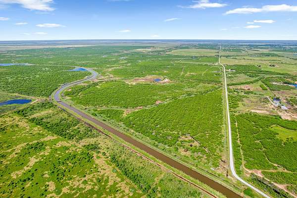 2,858 Acres of Agricultural Land for Sale in Iowa Park, Texas