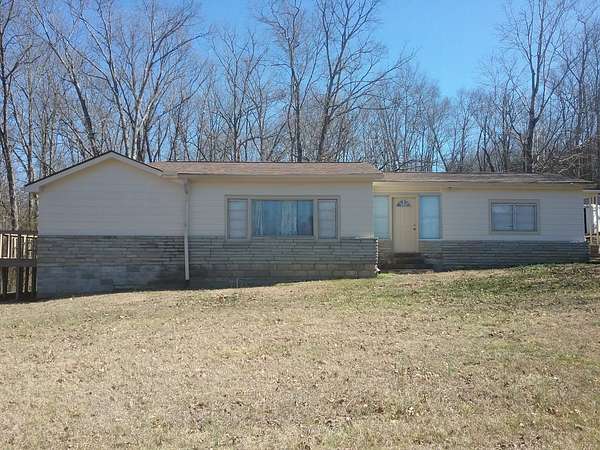 2.32 Acres of Land with Home for Sale in Lebanon, Tennessee