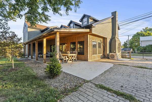 1.5 Acres of Land with Home for Sale in Georgetown, Kentucky