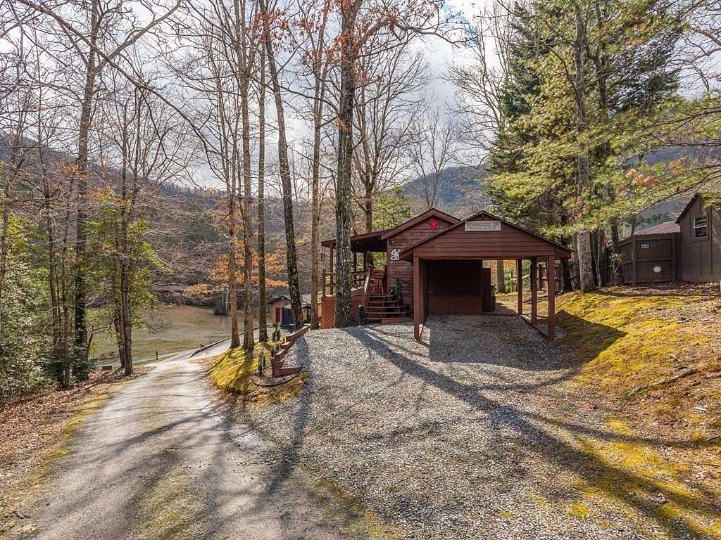 0.71 Acres of Land with Home for Sale in Hiawassee, Georgia
