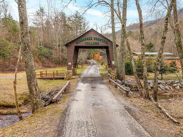 0.71 Acres of Land with Home for Sale in Hiawassee, Georgia
