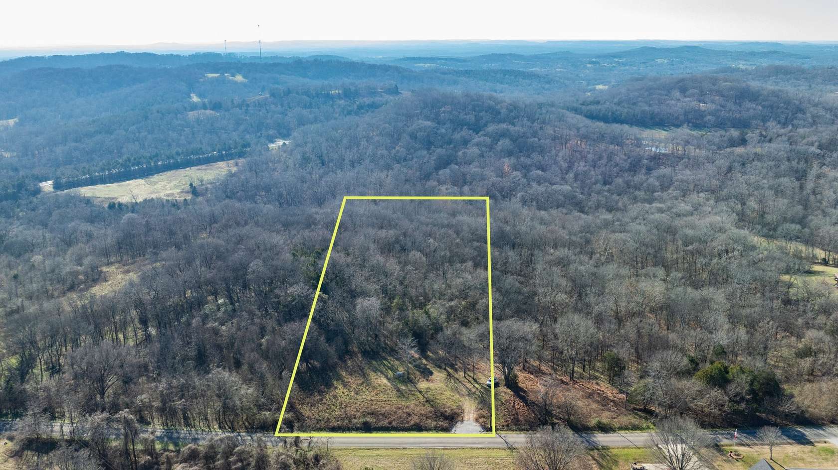 4.64 Acres of Residential Land for Sale in Columbia, Tennessee