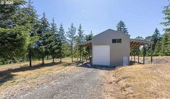 38 Acres of Land for Sale in Dallas, Oregon