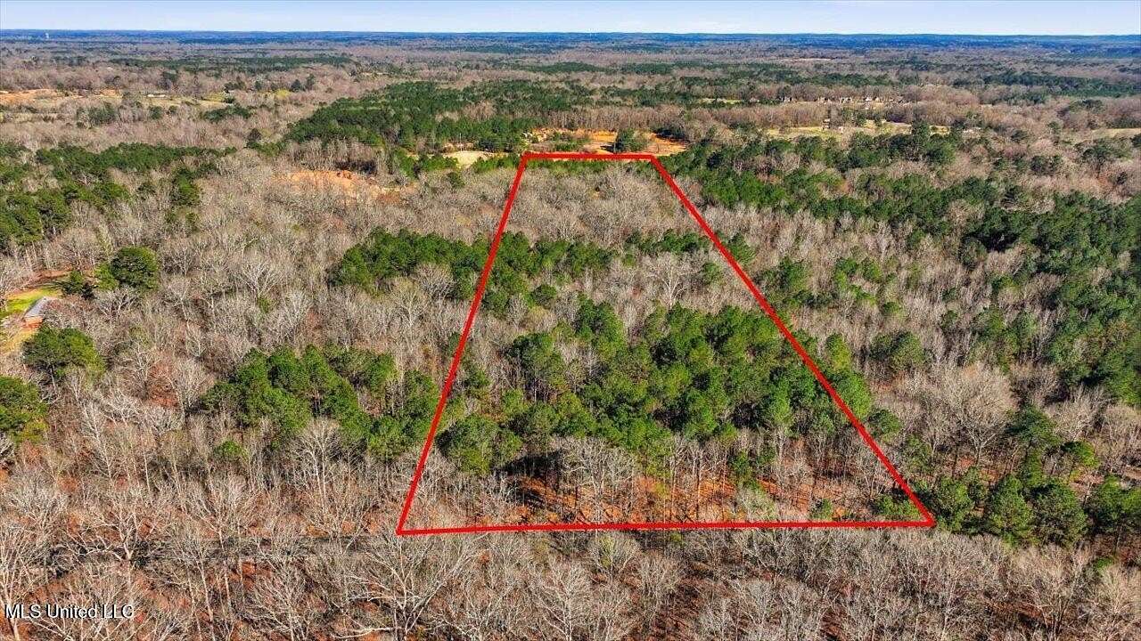 7.5 Acres of Residential Land for Sale in Florence, Mississippi