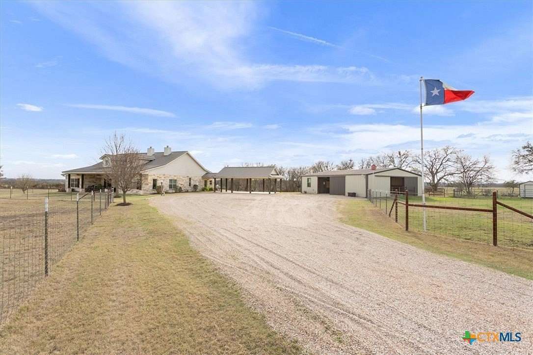 13.3 Acres of Land with Home for Sale in Troy, Texas