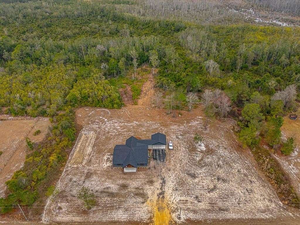 4 Acres of Land with Home for Sale in Jesup, Georgia