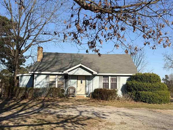 11.2 Acres of Land with Home for Sale in Hope, Arkansas