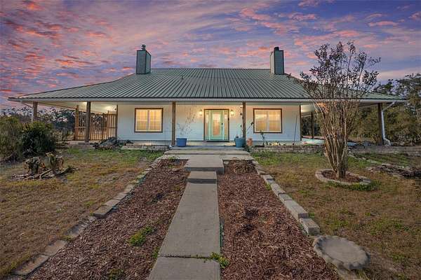 5 Acres of Land with Home for Sale in Newberry, Florida