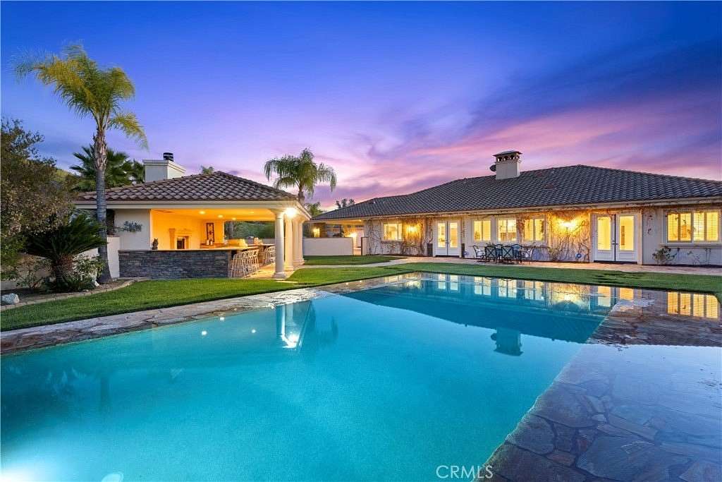 9.15 Acres of Land with Home for Sale in Temecula, California