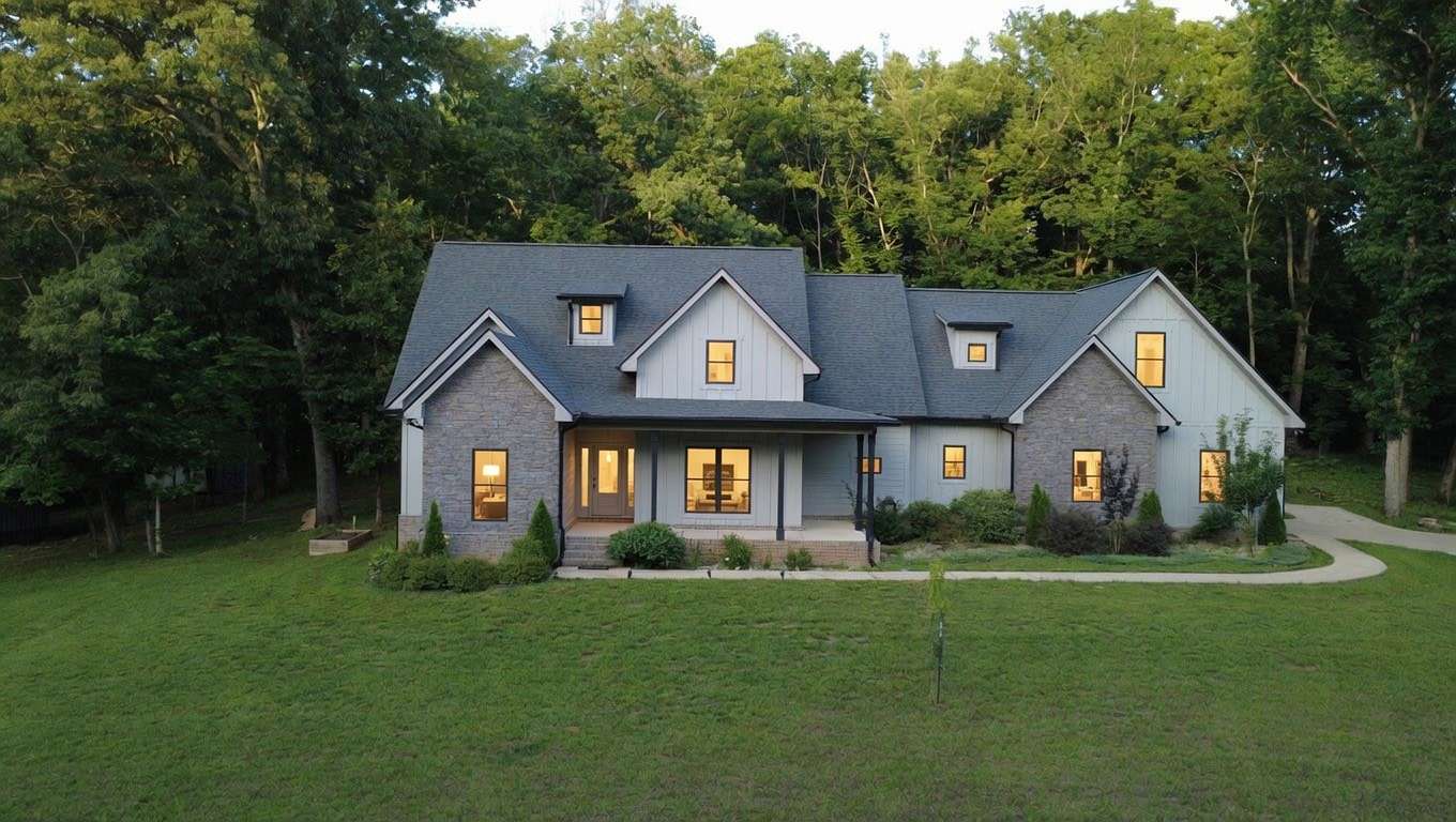 5.16 Acres of Land with Home for Sale in Pulaski, Tennessee