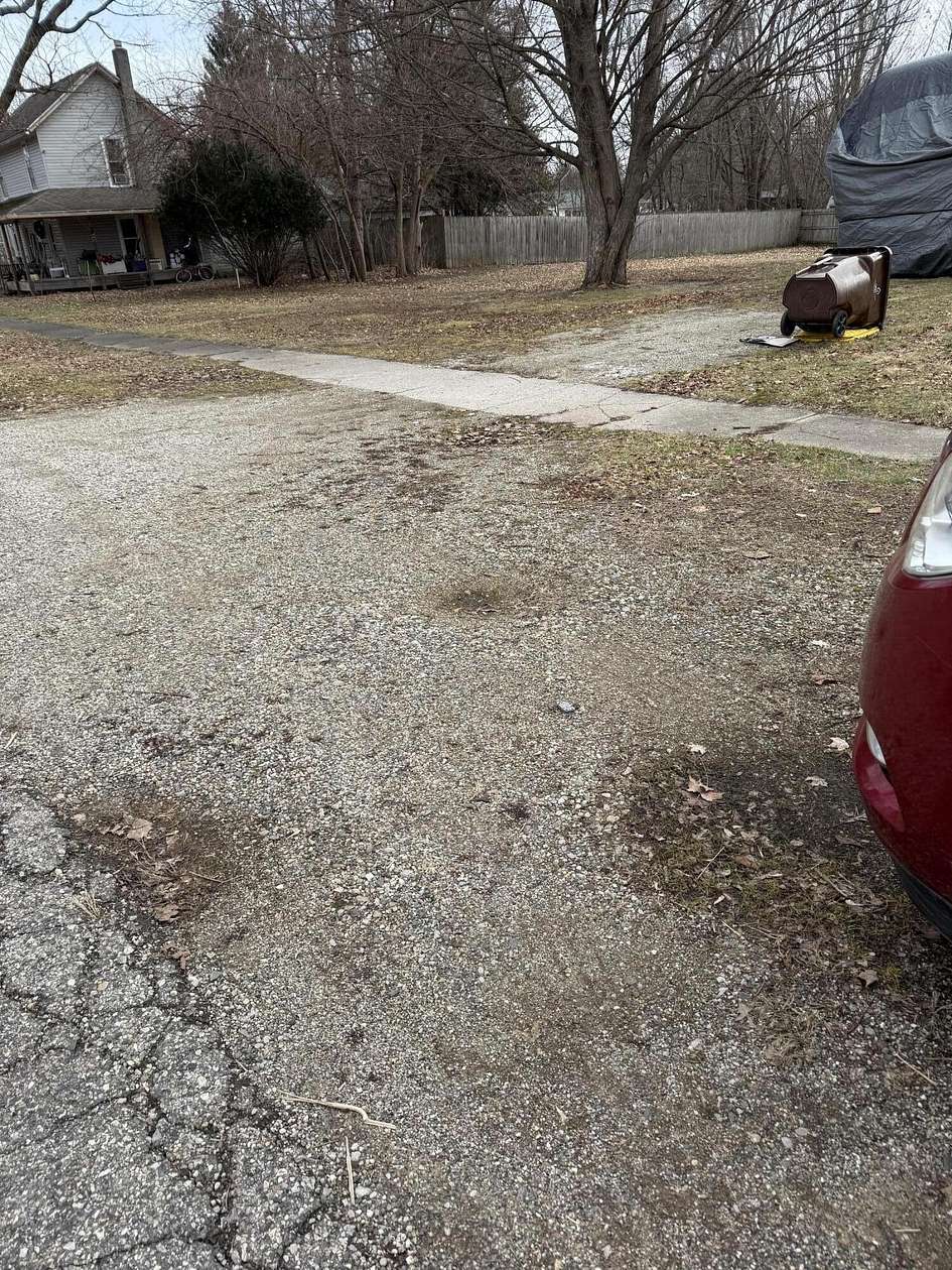 0.4 Acres of Land for Sale in Leslie, Michigan