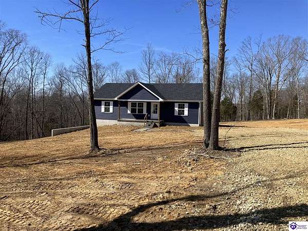 3.1 Acres of Land with Home for Sale in Eastview, Kentucky