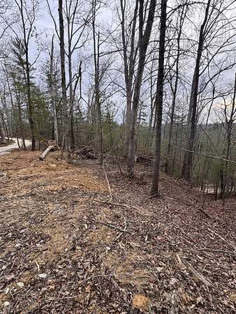 0.5 Acres of Land for Sale in Campton, Kentucky