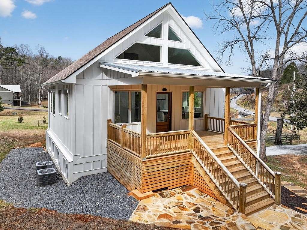 1.5 Acres of Land with Home for Sale in Mineral Bluff, Georgia