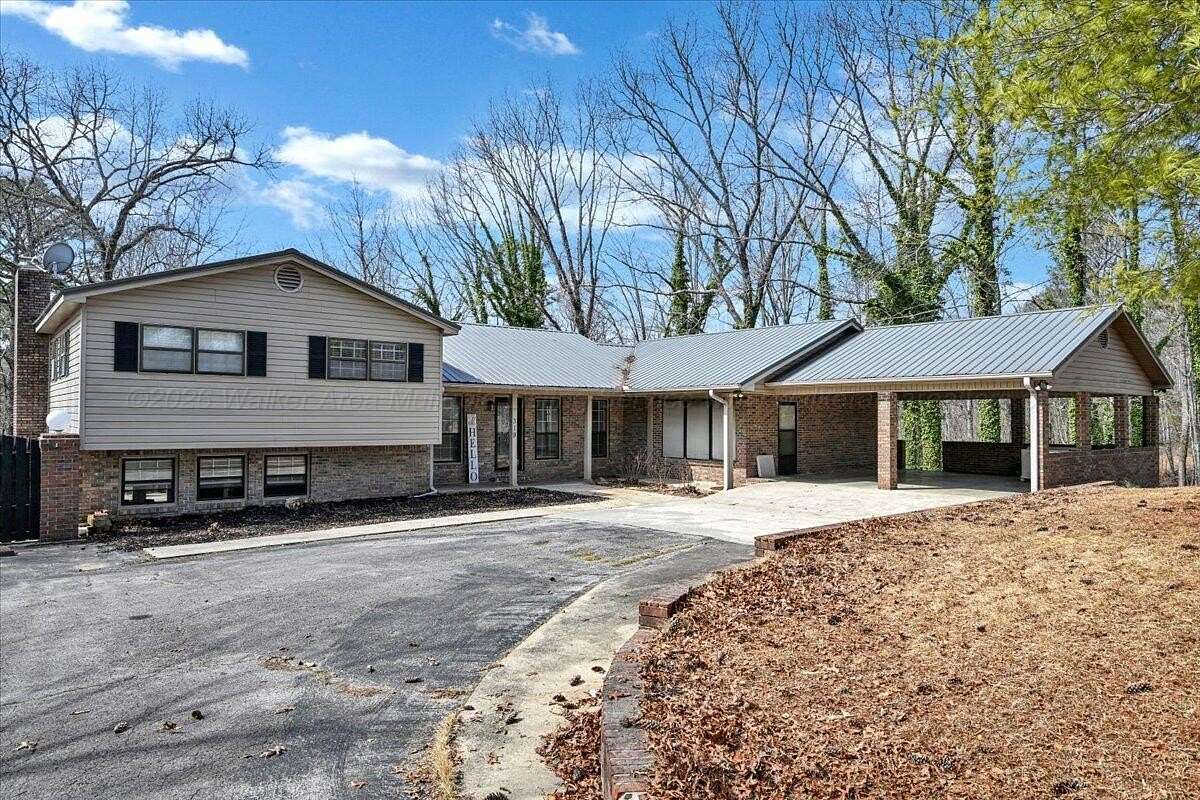 9 Acres of Land with Home for Sale in Lynn, Alabama