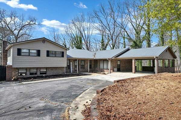 9 Acres of Land with Home for Sale in Lynn, Alabama