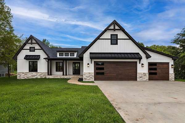 1.5 Acres of Land with Home for Sale in Kalamazoo, Michigan