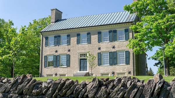 4 Acres of Residential Land for Sale in Castalian Springs, Tennessee