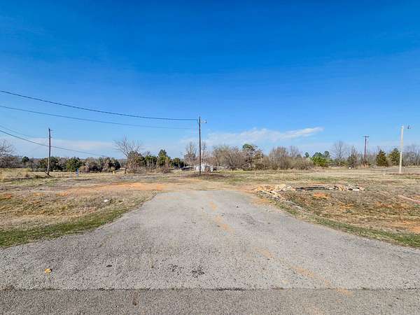 0.9 Acres of Commercial Land for Sale in Lavaca, Arkansas