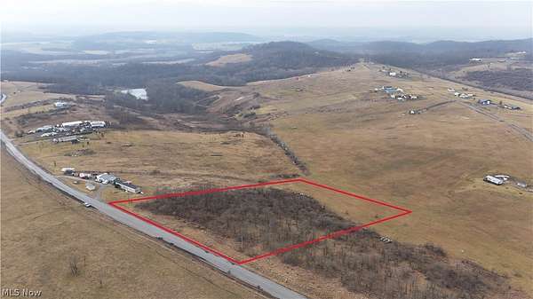 6 Acres of Residential Land for Sale in Newcomerstown, Ohio