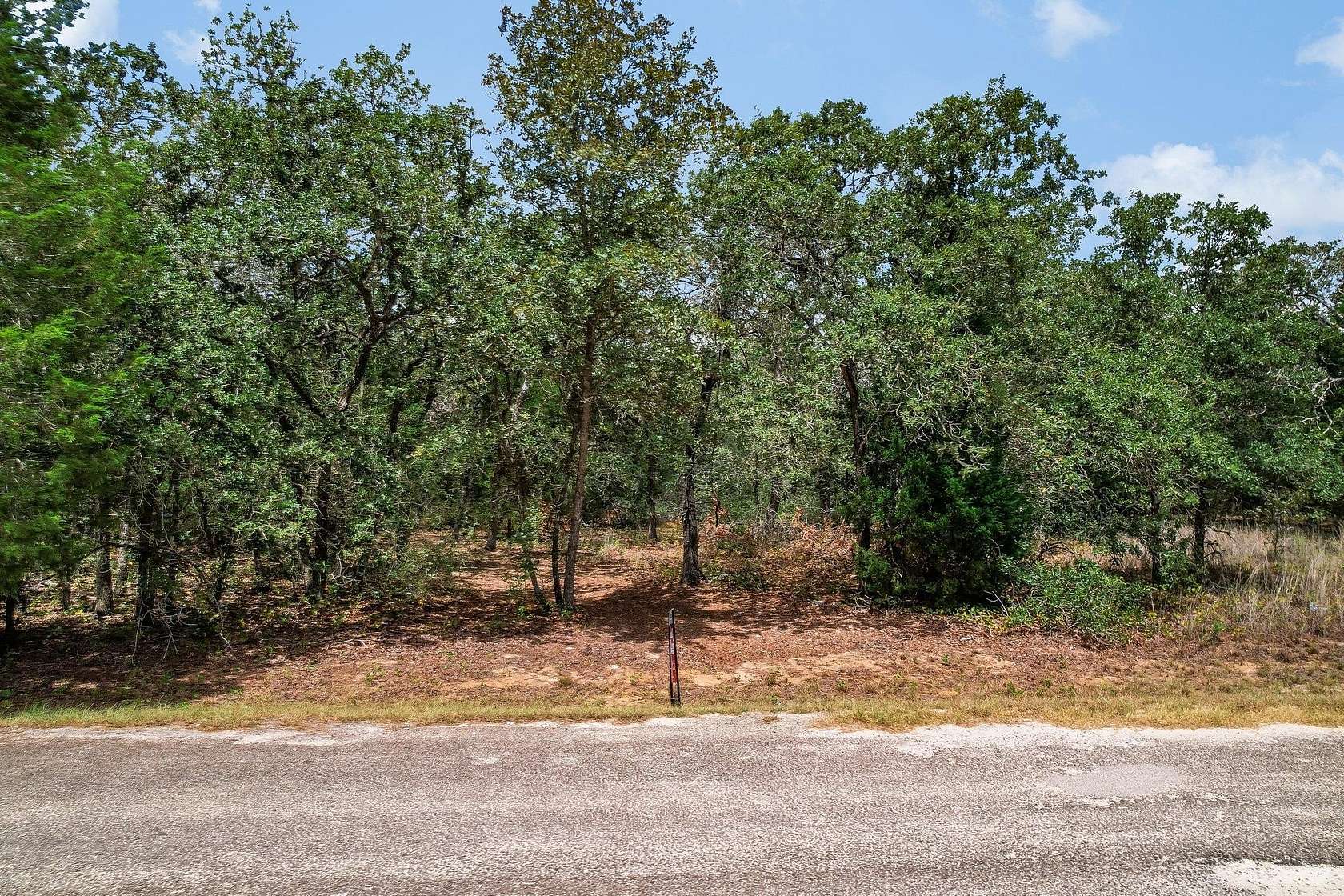 5 Acres of Residential Land for Sale in Elgin, Texas