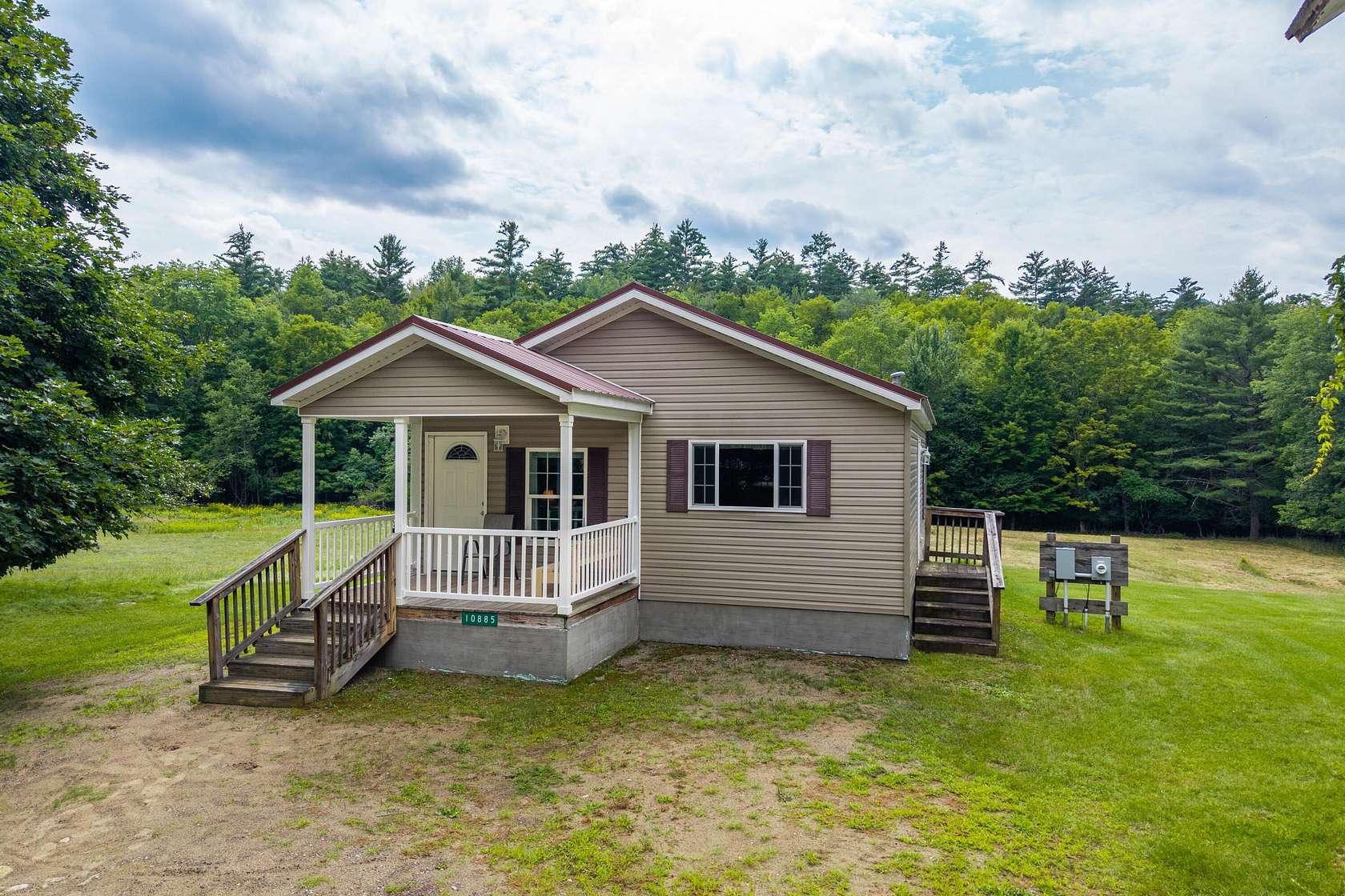1.52 Acres of Land with Home for Sale in Keene, New York