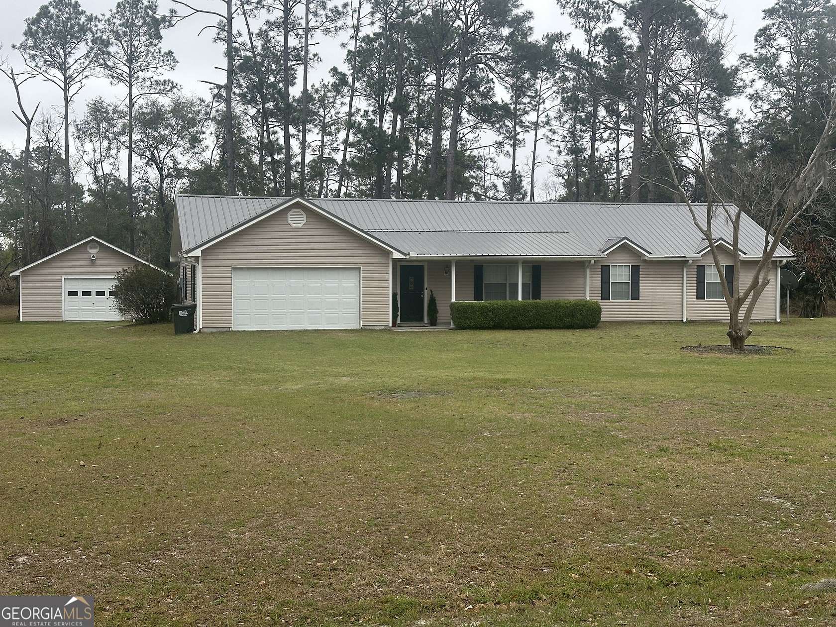 2.75 Acres of Land with Home for Sale in Valdosta, Georgia