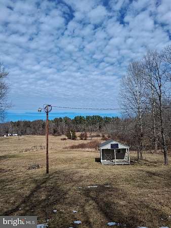 7 Acres of Land for Sale in Washington, Virginia