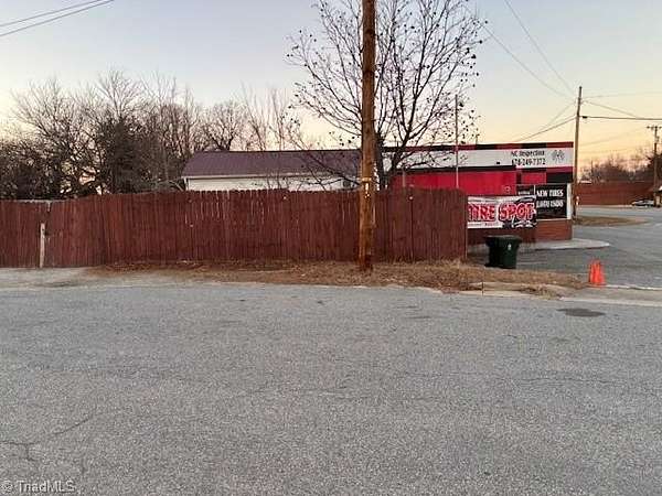 1.39 Acres of Commercial Land for Sale in Archdale, North Carolina